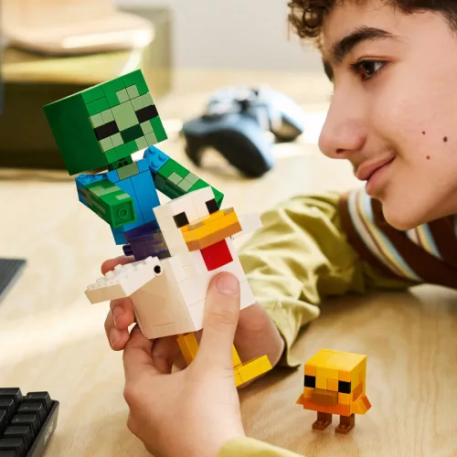 LEGO Minecraft 21582 Csirke zsokéi építőkészlet