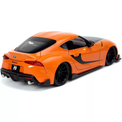Jada Hollywood Rides fém autómodell Halálos iramban – 2020 Toyota GR Supra (1:24)