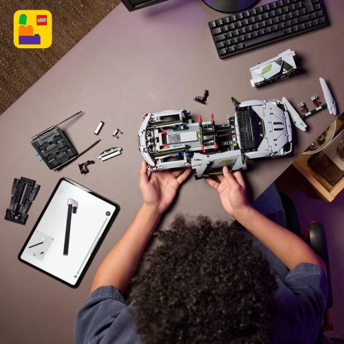 LEGO Technic 42214 Lamborghini Revuelto szuper sportautó