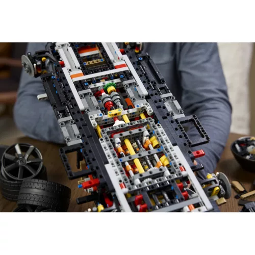 LEGO Technic 42232 Koenigsegg Sadair's Spear Megacar szuperautó