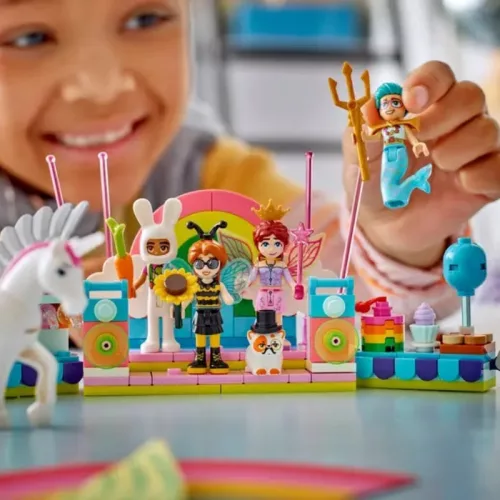 LEGO Friends 42661 Jelmezes buli egyszarvúval és tündérrel