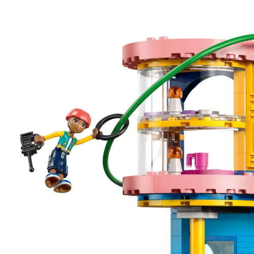 LEGO Friends 42689 Heartlake City klubház