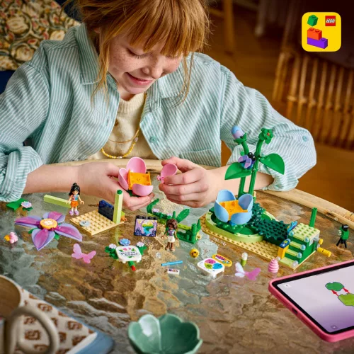 LEGO Friends 42702 Körhinta virágokkal és tündérekkel