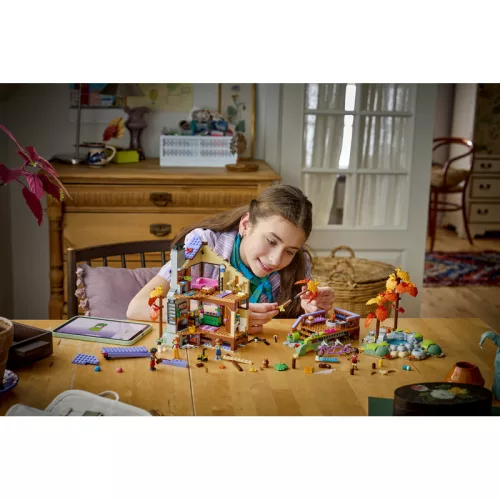LEGO Friends 42705 Otthonos kabin az őszi erdőben
