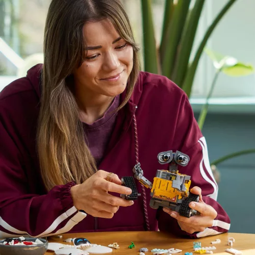 LEGO Disney Pixar 43279 WALL-E és EVA