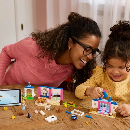 LEGO Disney Princess 43283 Hamupipőke kastélya és állatbarátai