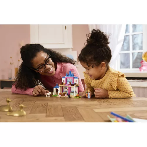 LEGO Disney Princess 43283 Hamupipőke kastélya és állatbarátai