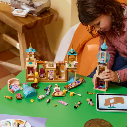 LEGO Disney Princess 43297 Aranyhaj kastélya