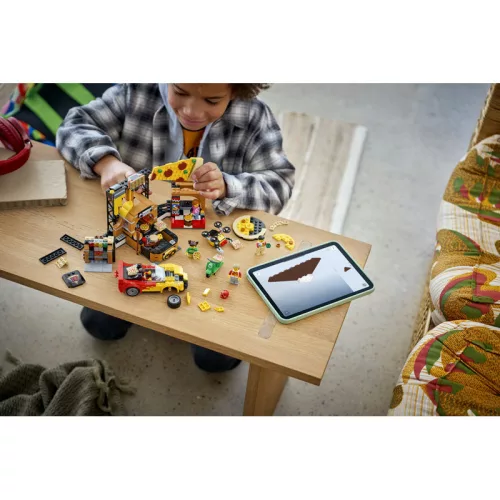 LEGO City 60496 Pizzéria kiszállító járművekkel