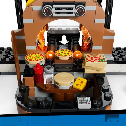 LEGO City 60496 Pizzéria kiszállító járművekkel
