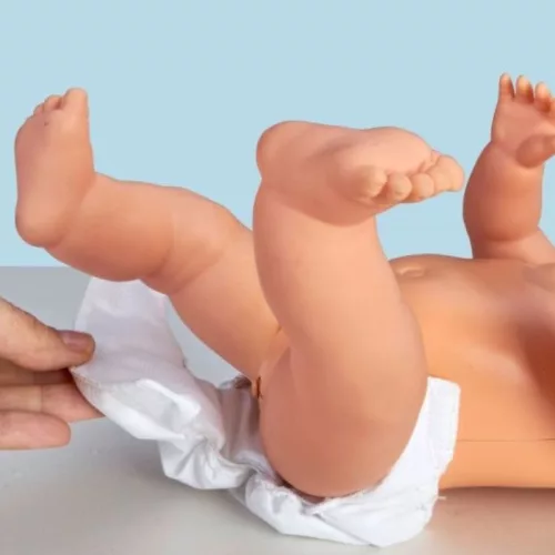 Nenuco Sára interaktív játékbaba