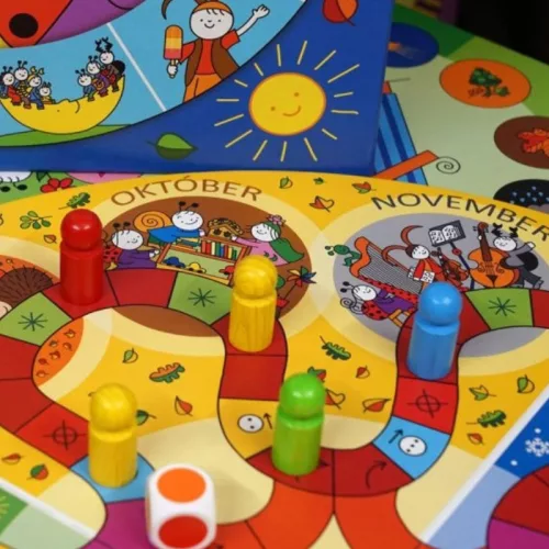 Bogyó és Babóca – Hónapos társasjáték