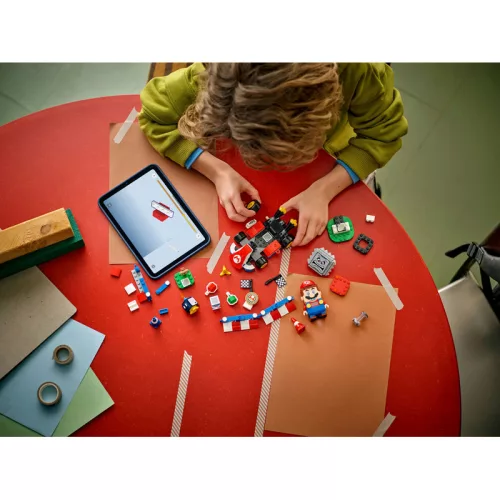 LEGO Super Mario 72043 Mario Kart - Interaktív LEGO Mario és Standard Kart