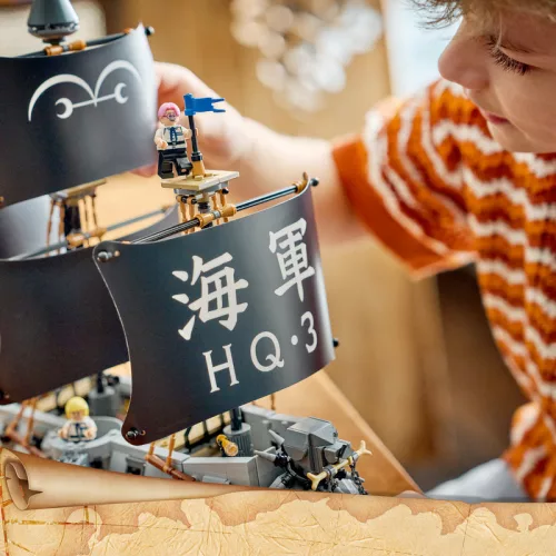 LEGO One Piece 75646 Garp tengeri csatahajója
