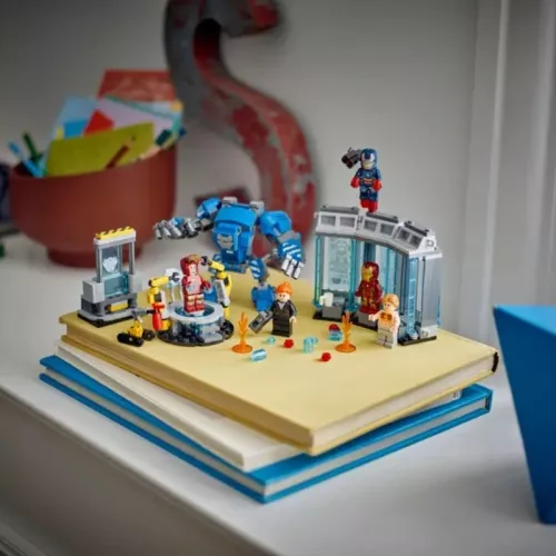 LEGO Marvel 76315 A Vasember laboratóriuma: páncélcsarnok