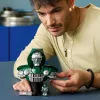 LEGO Marvel Super Heroes 76345 Doctor Doom mellszobor