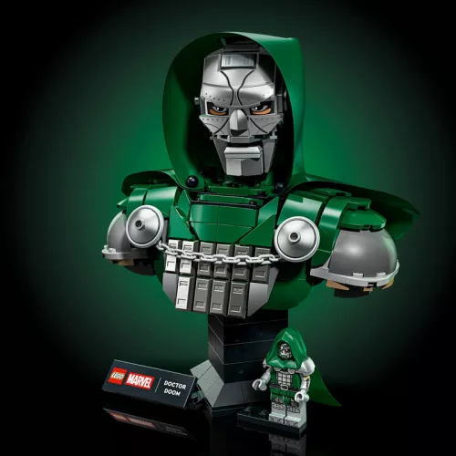 LEGO Marvel Super Heroes 76345 Doctor Doom mellszobor