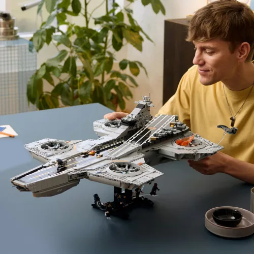 LEGO Marvel Super Heroes 76042 A S.H.I.E.L.D. Helicarrier