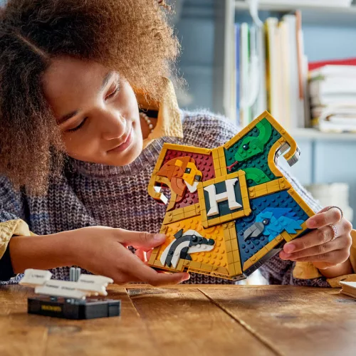 LEGO Harry Potter 76462 A Roxfort címere