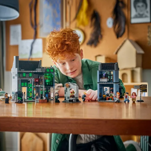 LEGO Harry Potter 76471 A Zsebpiszok köz varázslóboltjai