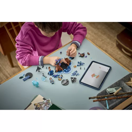 LEGO Harry Potter 76475 A Tiltott Rengeteg: Expecto Patronum