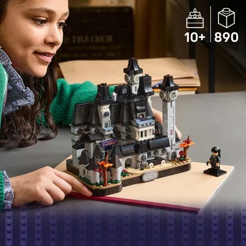 LEGO Wednesday 76788 Nevermore Akadémia