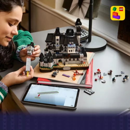 LEGO Wednesday 76788 Nevermore Akadémia