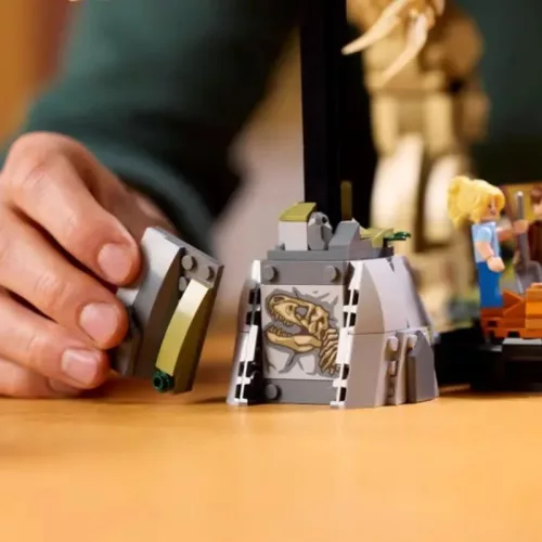 LEGO Jurassic World 76968 Dinoszaurusz maradványok: Tyrannosaurus rex
