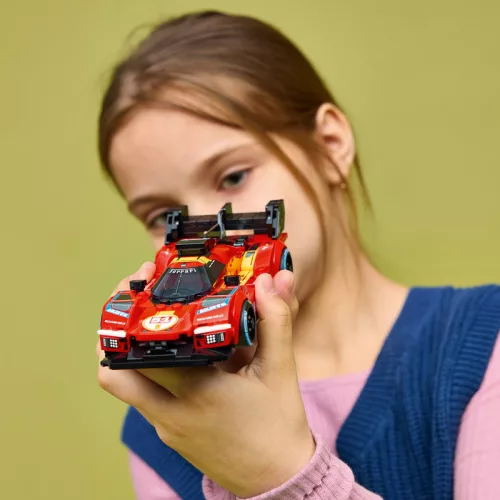 LEGO Speed Champions Ferrari 499P versenyautó – 77261 (329 db)