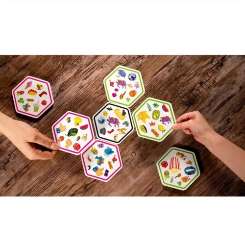 Dobble Connect társasjáték
