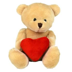 Krémszínű Peti maci plüss figura szívvel (19 cm)