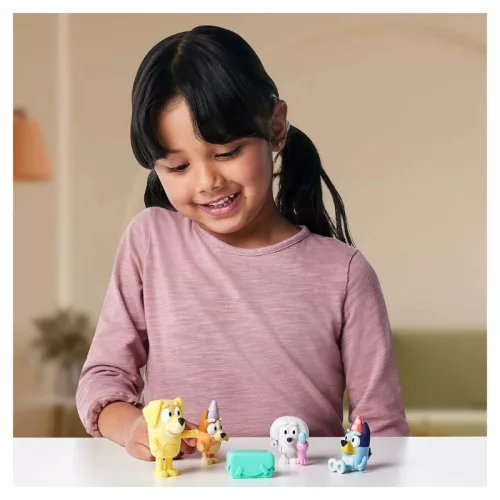 Bluey játékfigura szett – Ajándék figuraszett