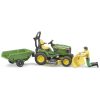 Bruder 62104 John Deere fűnyíró traktor utánfutóval és kertész figurával