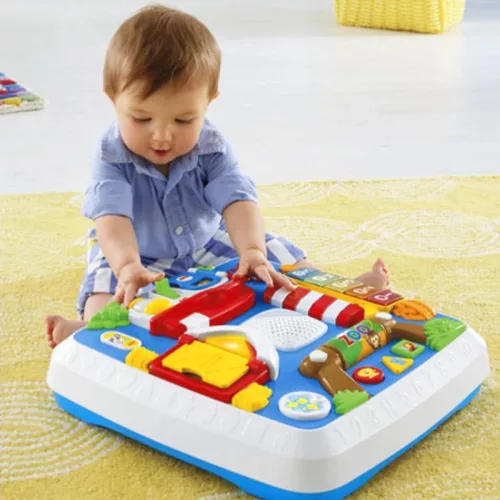 Fisher-Price Intelligens asztalka (kétnyelvű kiadás)