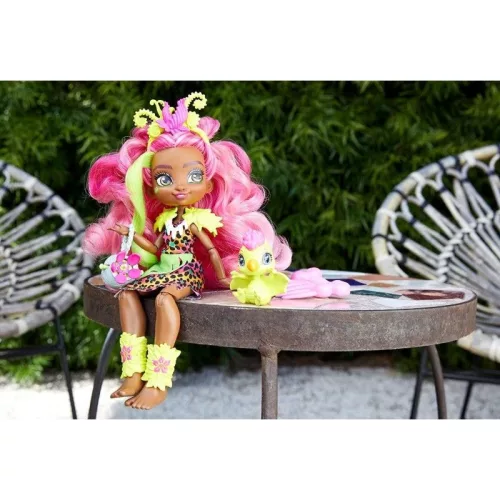 Cave Club Fernessa baba Ptilly bébi őslénnyel