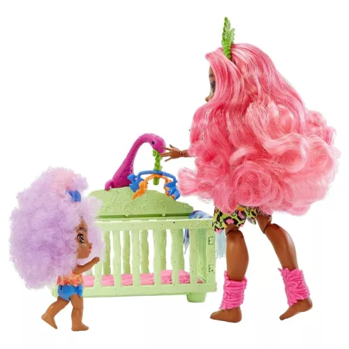 Cave Club – Bébiszitter játékszett Fernessa babával