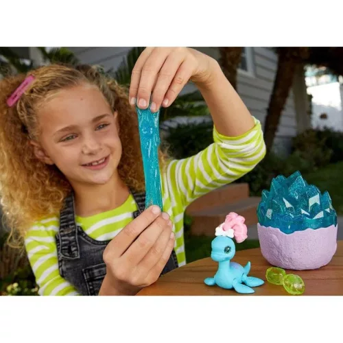 Cave Club Meglepetés őslények kristályban