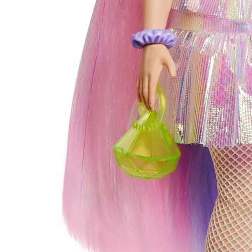 Barbie Extravagáns baba kisállattal - Felhős ruhában