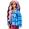 Barbie Extravagáns baba csivavával - Kockás kék kabátban