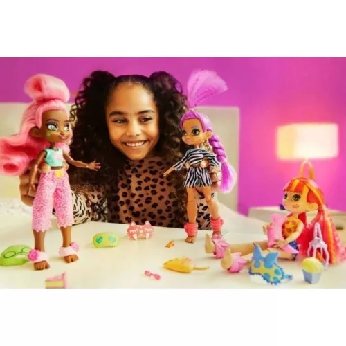 Cave Club Pizsiparty – Roaralai baba kiegészítőkkel