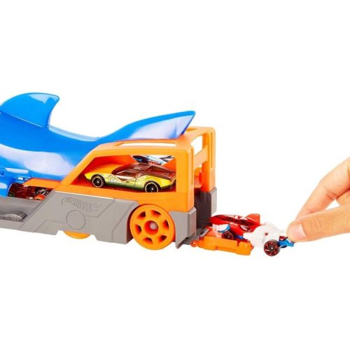 Hot Wheels Autófaló cápa játékszett kisautóval