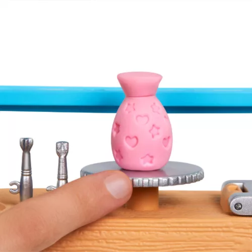 Barbie Feltöltődés műterem játékszett gyurmával és babával