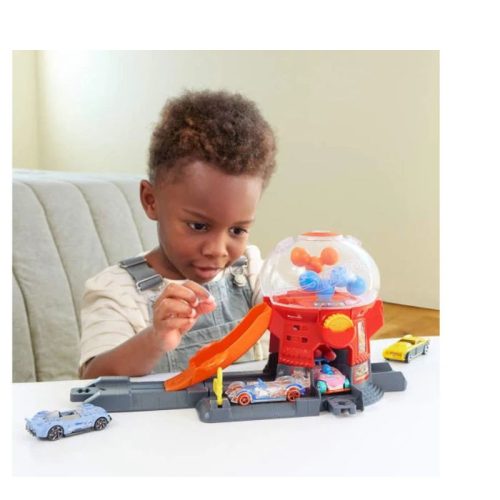 Hot Wheels City Belvárosi Édességbolt Pályaszett