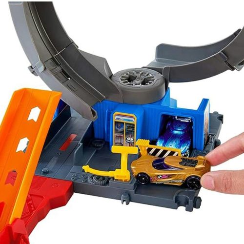 Hot Wheels City Denevér hurok támadás közepes pályaszett