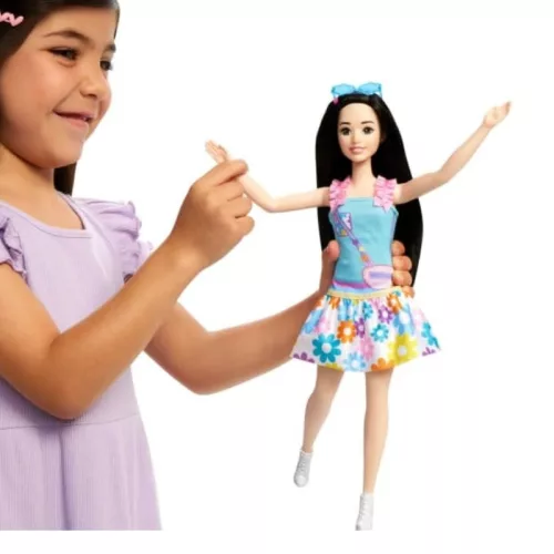 Első Barbie babám – Fekete hajú Barbie baba