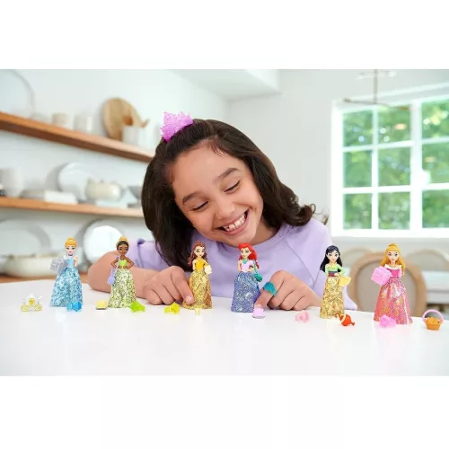 Disney Hercegnők Color Reveal meglepetés mini baba – 2. sorozat