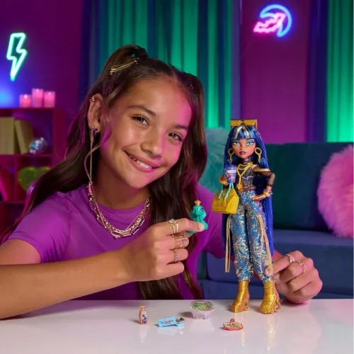 Monster High baba – Cleo DeNile