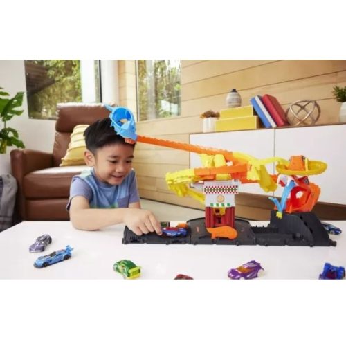 Hot Wheels City Kobratámadás a pizzériában pályaszett