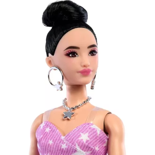 Barbie Deluxe Style baba csillagmintás ruhában – Barbie