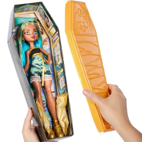Monster High meglepetés baba